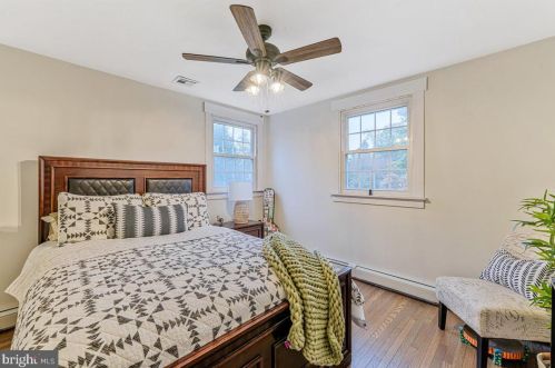 27 Lochatong Rd, Trenton NJ 08628-1608 exterior