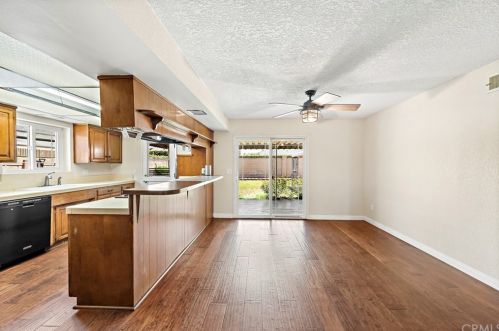 522 Hanover St, Anaheim CA  92801-5007 exterior