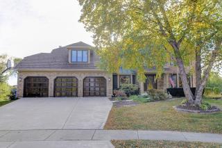 1840 Helen Ct, Wheaton, IL 60189-2023