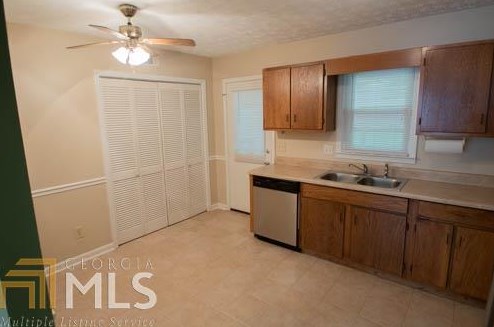 3531 Laurie Jo Dr, Marietta, GA 30008-5868