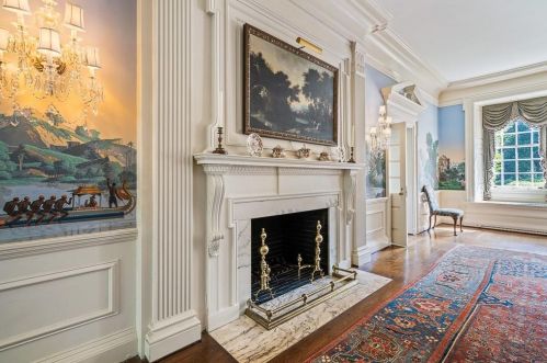 10 Habersham Way, Atlanta GA  30305-2800 exterior