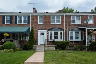 208 Blakeney Rd, Baltimore, MD 21228-3520