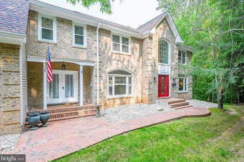 11906 Henderson Ct, Clifton, VA 20124-2200