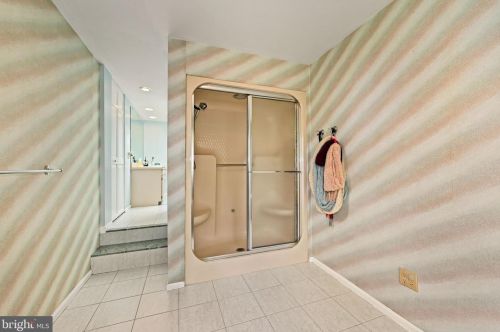 727 Redman Ave, Haddonfield NJ 08033-2743 exterior