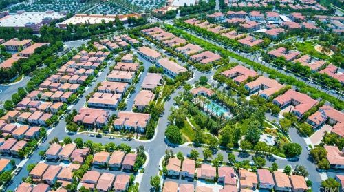 61 Nature, Irvine CA  92620-3827 exterior