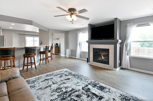 883 Willow Dr, Denver CO  80603-7762 exterior