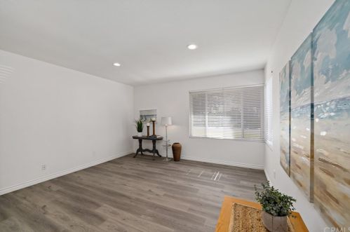 9447 Stirrup St, Riverside CA  92509-4960 exterior
