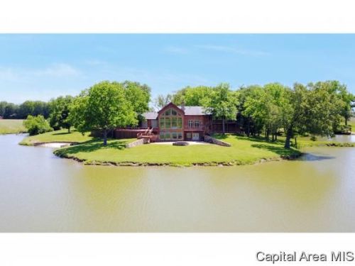 2135 625 East Rd, Edenburg, IL 62531-8277