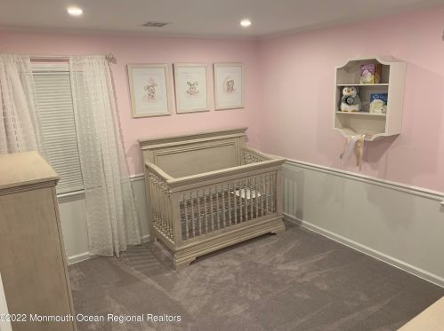 109 Hamiltonian Dr, Tinton Falls NJ  07701-5069 exterior