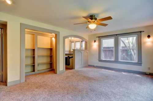 5231 El Campo Ave, Fort Worth TX  76107-4841 exterior