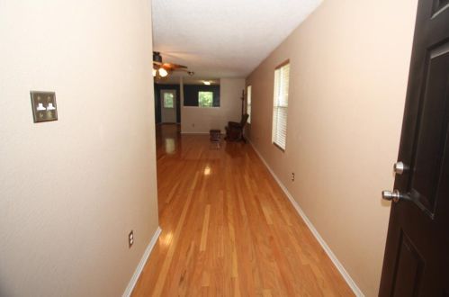 5221 Bedfordshire Dr, Fort Worth TX  76135-1438 exterior