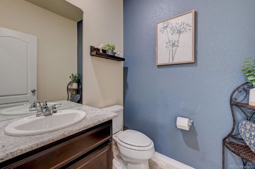 3170 Nepal Way, Aurora CO 80013-9019 exterior