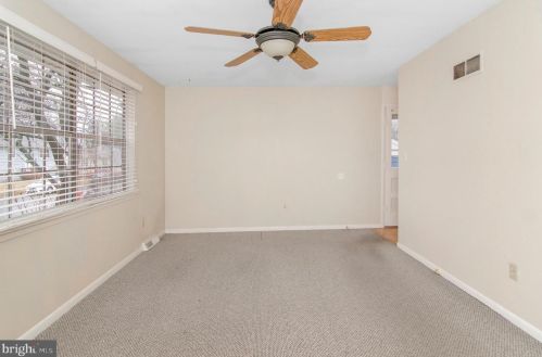 8000 Cuba Dr, Riviera Beach, MD 21122-1233