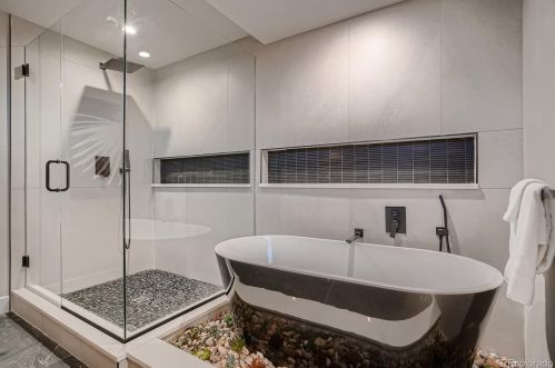 3949 Lipan St, Denver CO 80211-2547 exterior