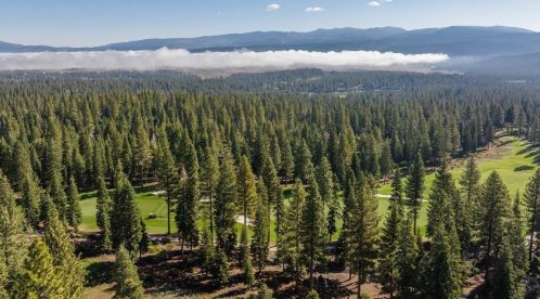 8370 Valhalla Dr, Truckee CA  96161-4296 exterior
