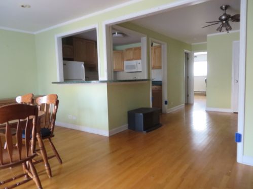 2425 Randall Ln, Arlington Hts, IL 60004-1046