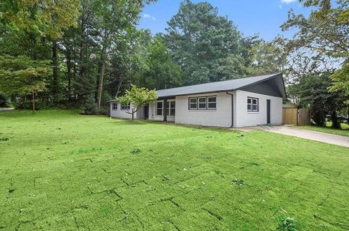4951 Demere Ct, Stone Mountain, GA 30083-2107