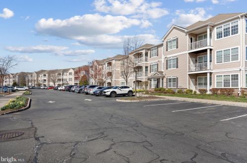 428 Timberlake Dr, Trenton NJ  08618-1475 exterior