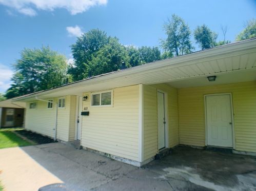 8633 Desoto Dr, Cincinnati OH  45231-4407 exterior