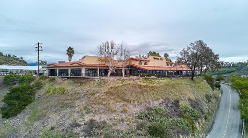 5927 Creekside Ave, Orange CA  92869-3186 exterior