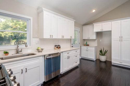 1976 Dering Cir, Atlanta GA  30345-1612 exterior