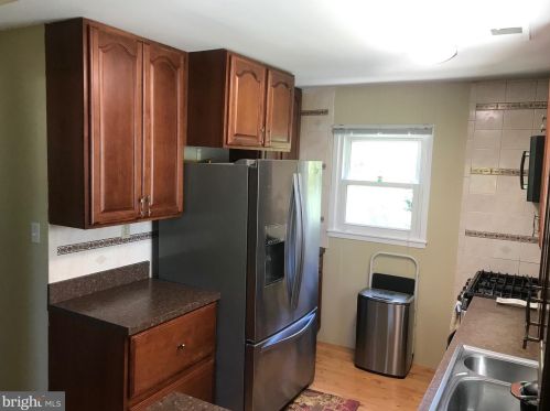 14305 Hope St, Woodbridge, VA 22191-2911