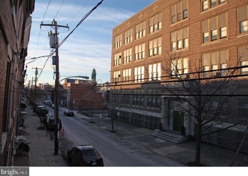 604 Carpenter St, Philadelphia PA  19147-2908 exterior