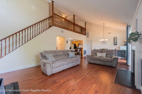 62 Des Moines Ct, Tinton Falls NJ 07712-3188 exterior