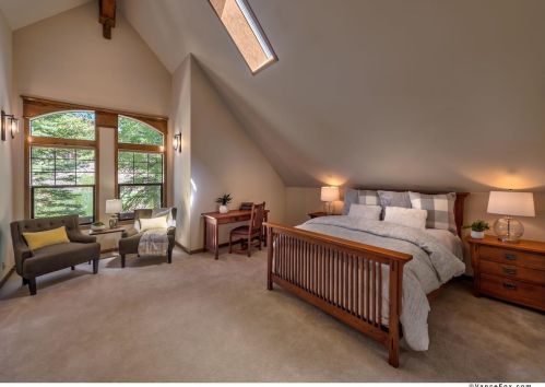 12275 Stockholm Way, Truckee CA  96161-6945 exterior