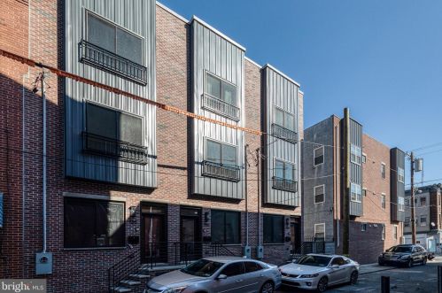 705 Mercy St, Philadelphia, PA 19148-2429