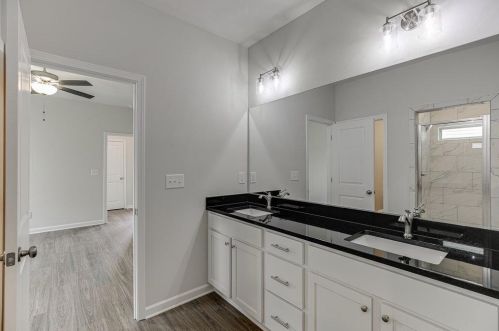 645 Lakeview Bnd Cir, Jefferson GA  30549-7061 exterior