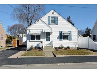 72 Ferris St, Pawtucket, RI 02861-3417