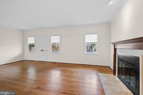 215 Franklin Ave, Silver Spring MD 20901-3445 exterior