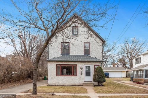 1702 Grand St, Minneapolis, MN 55413-1034