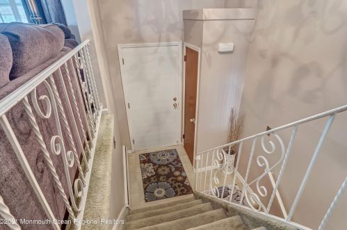 61 Eisele Ave, Tinton Falls NJ  07712-4128 exterior