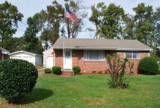 602 Apache Rd, Portsmouth, VA 23701-1416