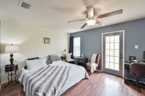 10600 Wild Oak Dr, Fort Worth TX  76140-5437 exterior