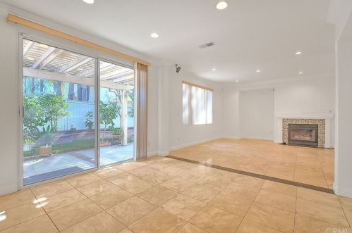 236 Aspan Ave, Irwindale CA 91702 exterior