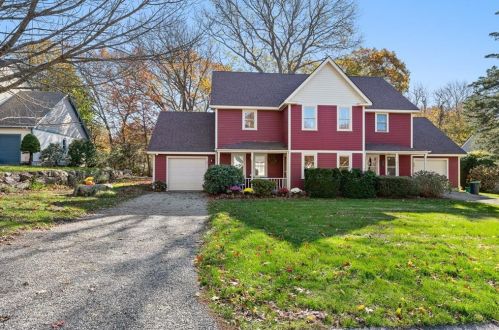 25 Captains Dr, Westerly, RI 02891-3239