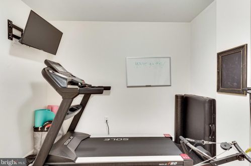 10836 Douglas Ave, Silver Spring MD 20902-5007 exterior