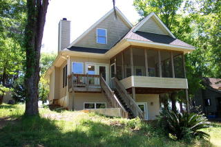 124 Waterfront Dr, Cobb, GA 31735-2052