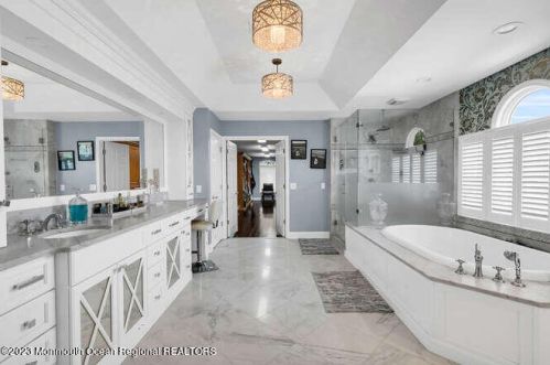 15 Pegasus Dr, Tinton Falls NJ 07724-2875 exterior