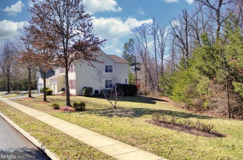 15554 Kelley Farm Ct, Woodbridge, VA 22193-5782