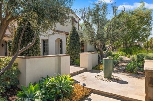 22 Black Falcon, Irvine CA  92603-0420 exterior