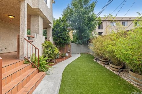 4817 120, Hawthorne CA 90250-2724 exterior