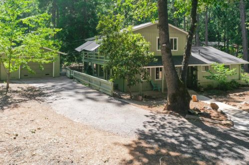 13030 Rattlesnake Rd, Grass Valley, CA 95945-4327