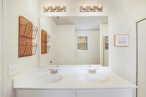 6112 Misty Breeze Dr, Fort Worth TX  76179-5343 exterior