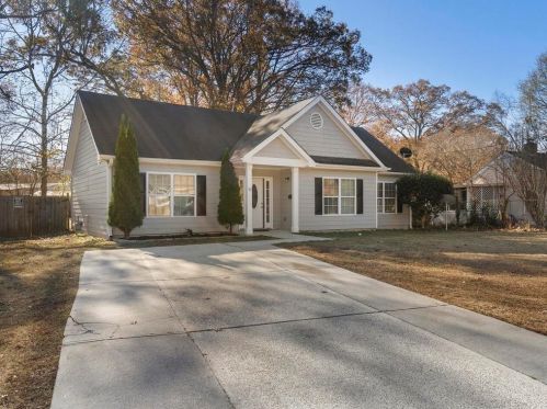 16 Cochran Rd, Marietta, GA 30060-4308