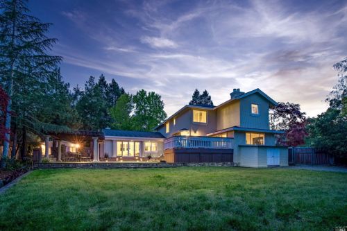 21 Bracken Ct, San Rafael, CA 94901-1587
