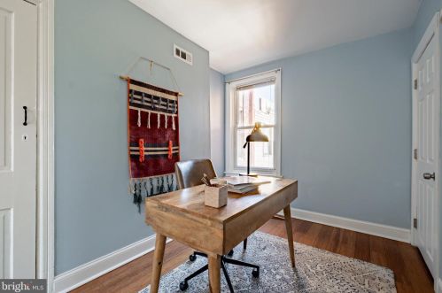 827 28th St, Philadelphia PA  19130-1724 exterior